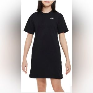 New girls Nike T-shirt dress